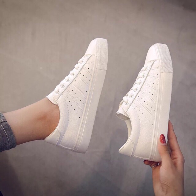 White rubber shoes 6652 ( add 1 size order ) Shopee Philippines