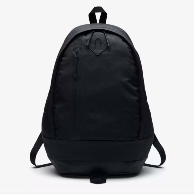 nike sportswear tech bag