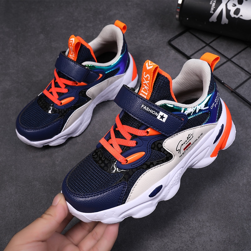 on running tennis shoes