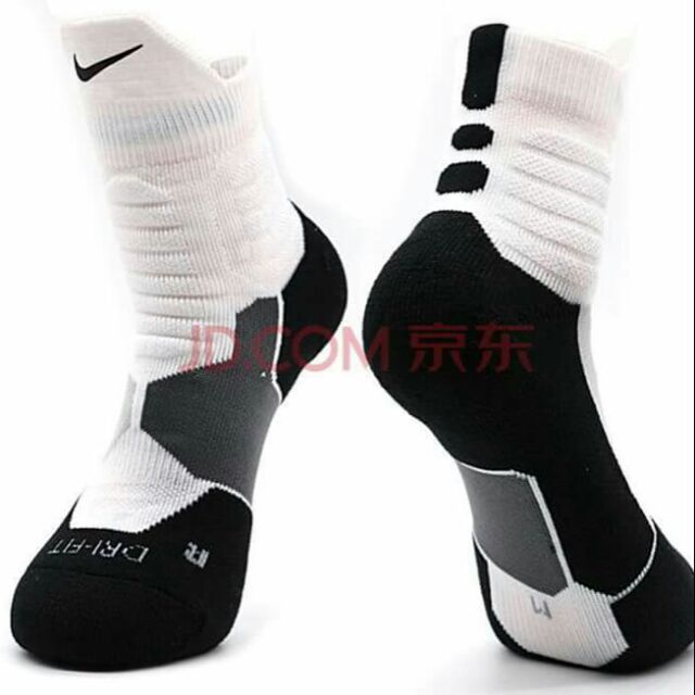 nike black football shoes