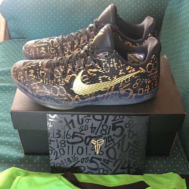 kobe mamba day shoes