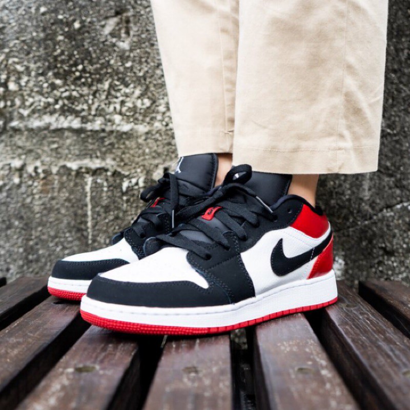 jordan 1 low black toe womens