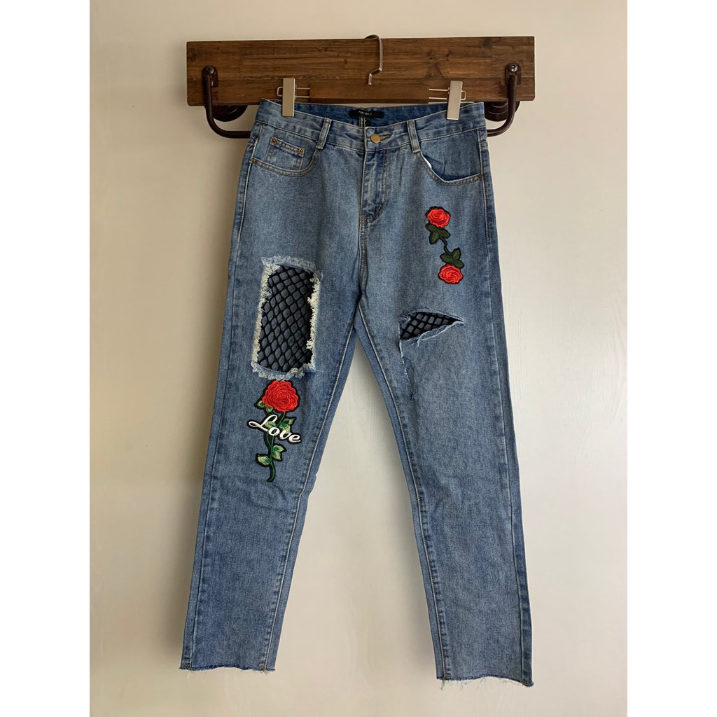 size 6 in forever 21 jeans