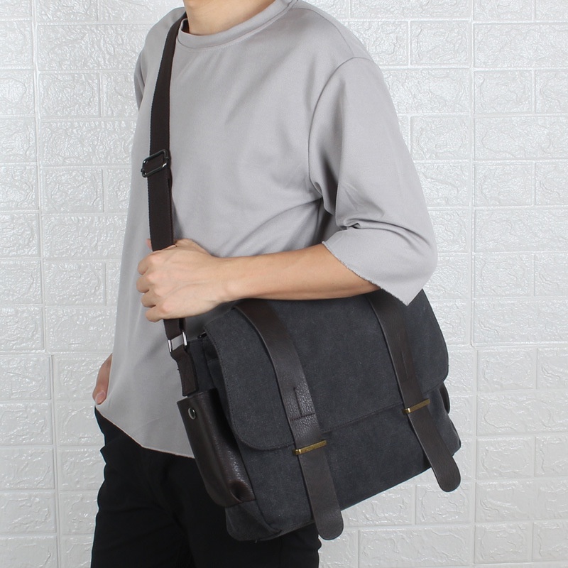 Men's Hiking Canvas Bag Large Capacity Messenger Bag Casual Bag Retro