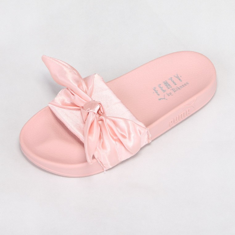 fenty pink bow slides