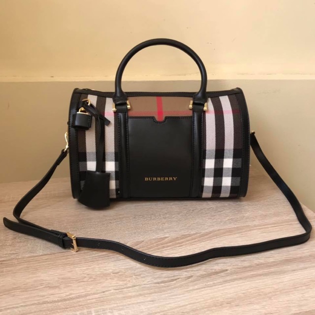 burberry doctor's bag price