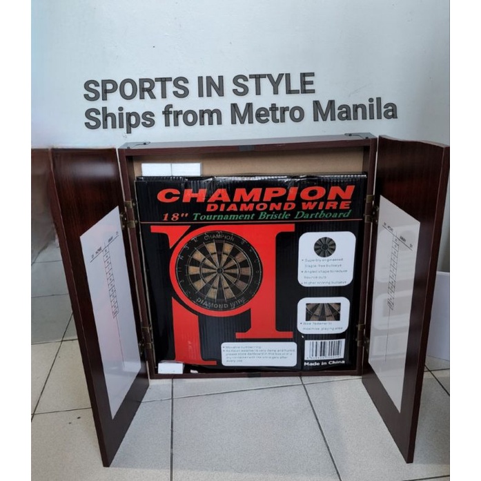 Champion dartboard with Champion Dart board. DARTPINS NOT