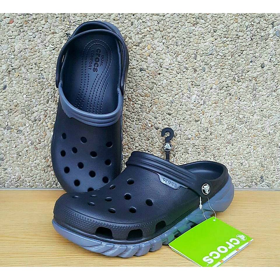 crocs dual comfort clogs