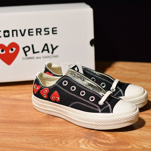 comme des garçons play sneakers