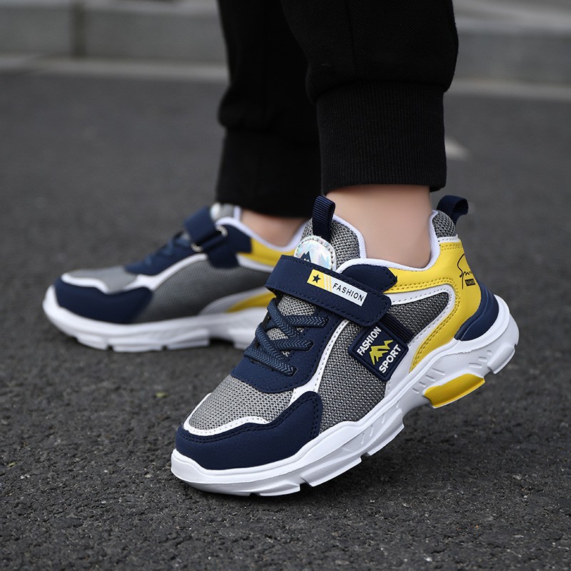 boys velcro running shoes