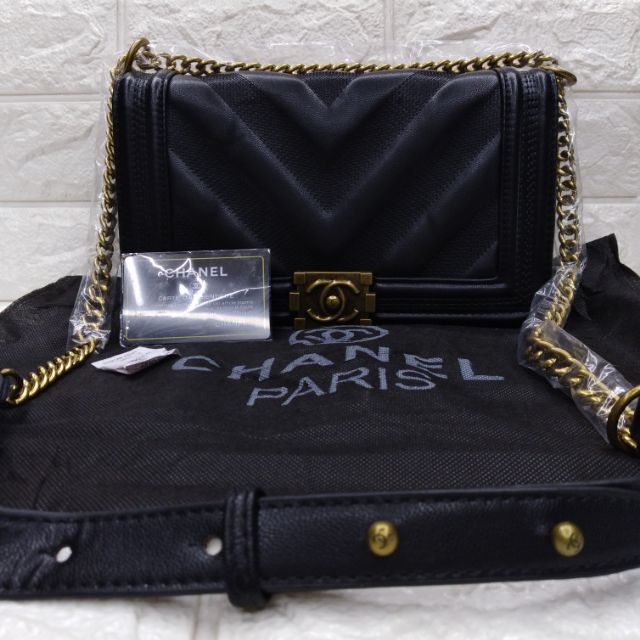 black chanel sling bag