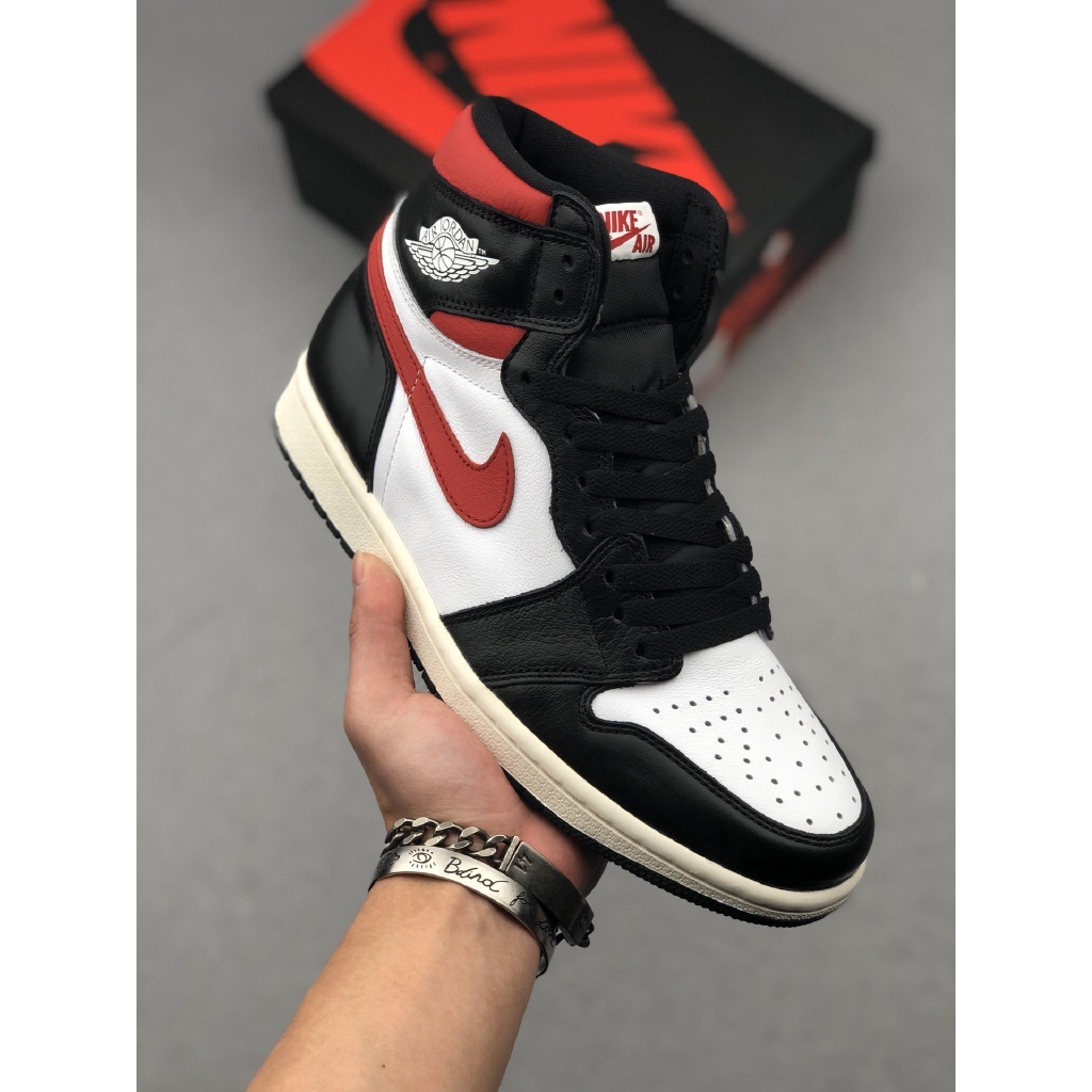 nike air jordan 1 high og gym red