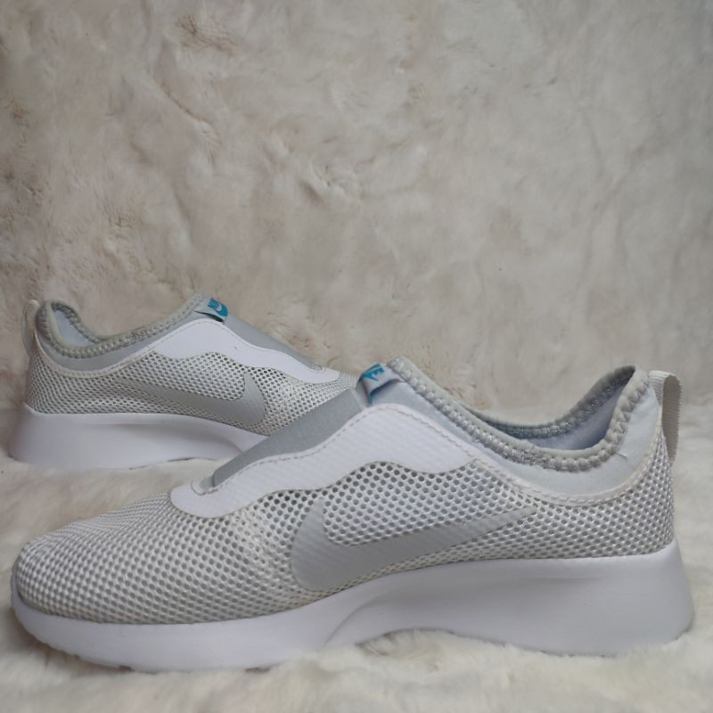 nike tanjun slip