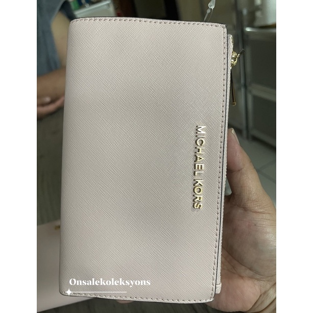 Michael Kors Jet Set Travel Large Double Zip Leather Wristlet Wallet  35F8GTVW0L | Shopee Philippines