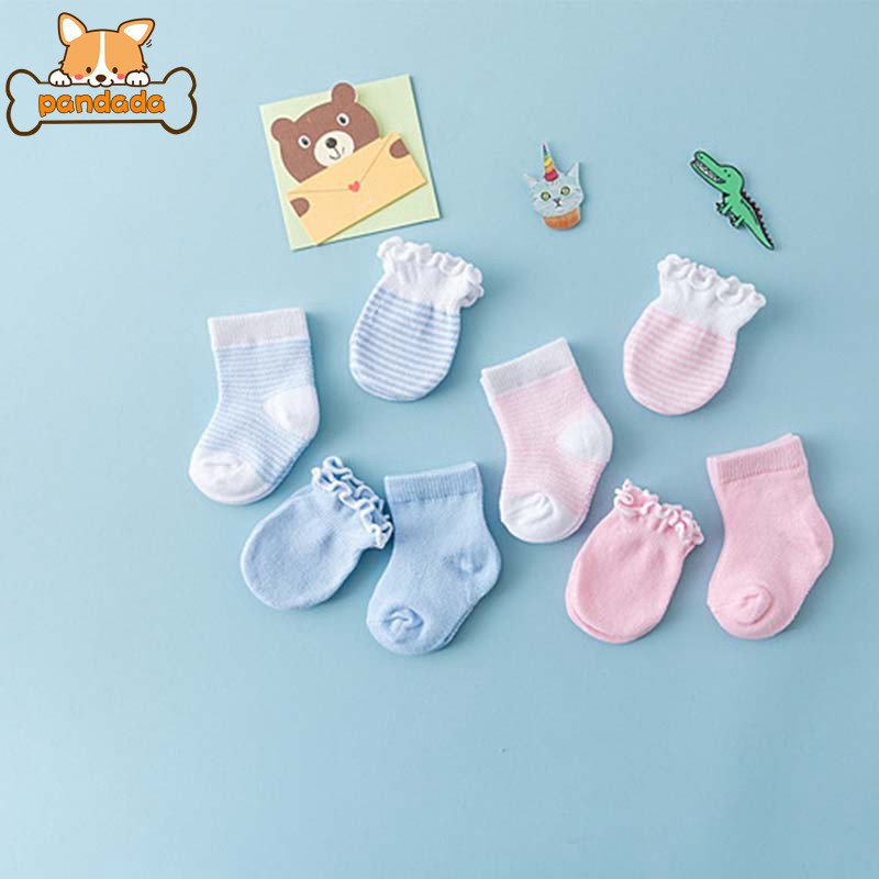 socks and mittens newborn
