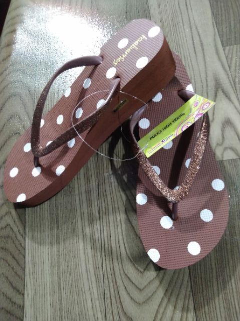 toeberries slippers price