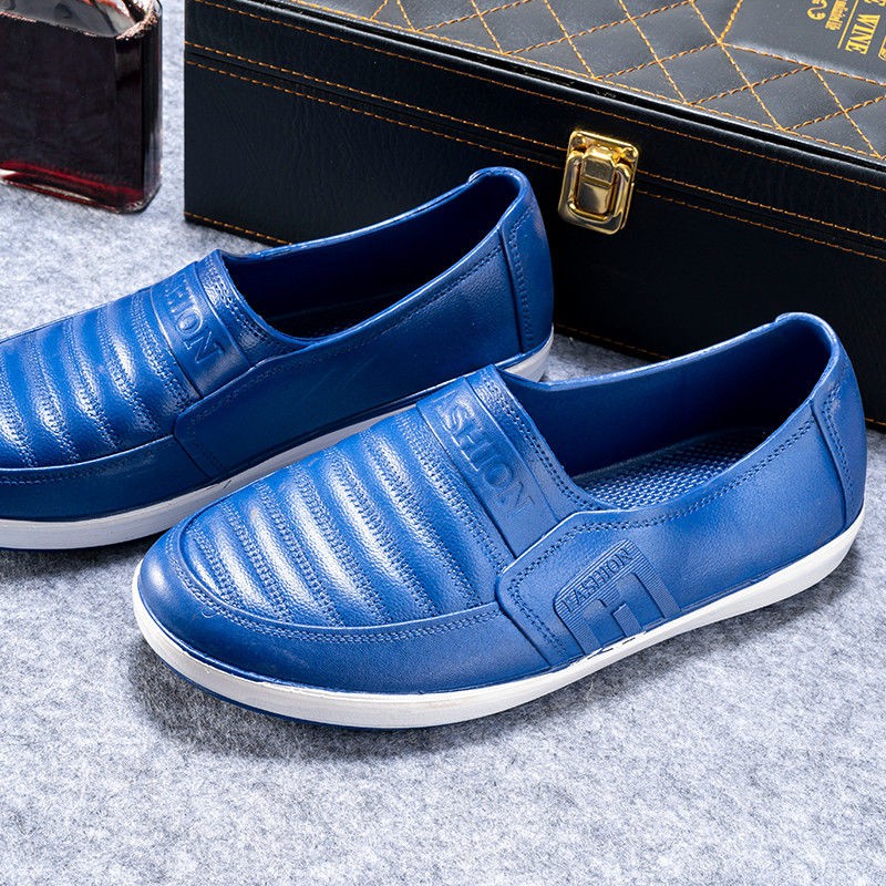 low cut rain shoes
