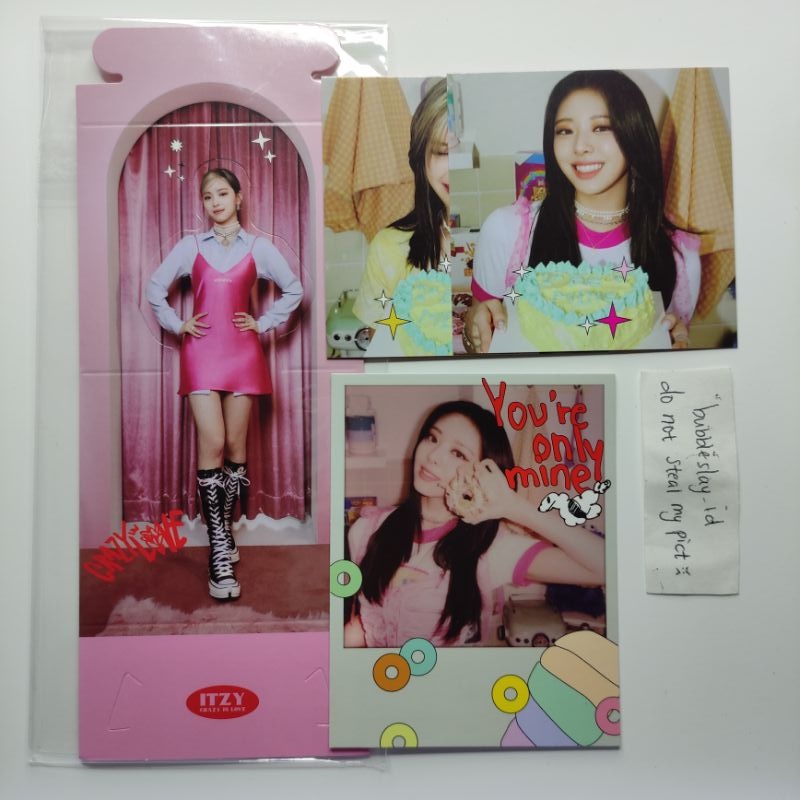 Sharing Set Itzy Crazy In Love Standee Polaroid Free Special Member Ryujin Yuna Shopee