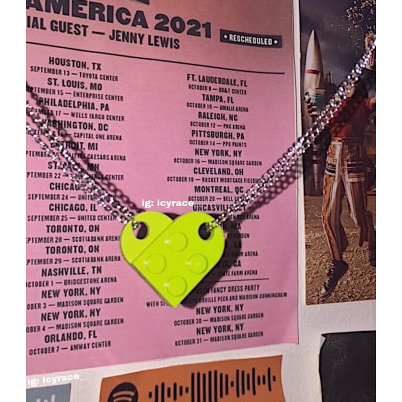 2pcs lego heart necklace | Shopee 