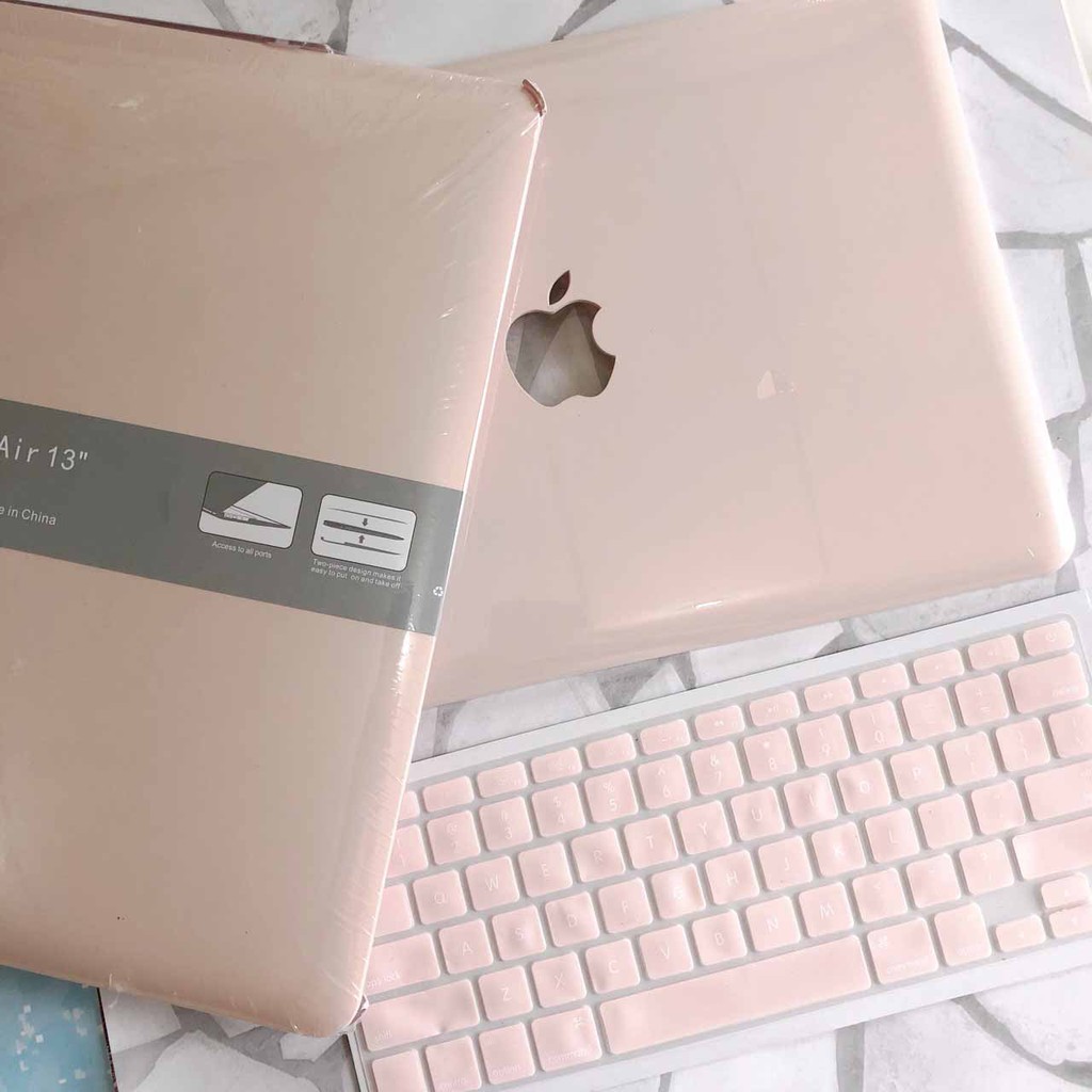 baby pink macbook pro case
