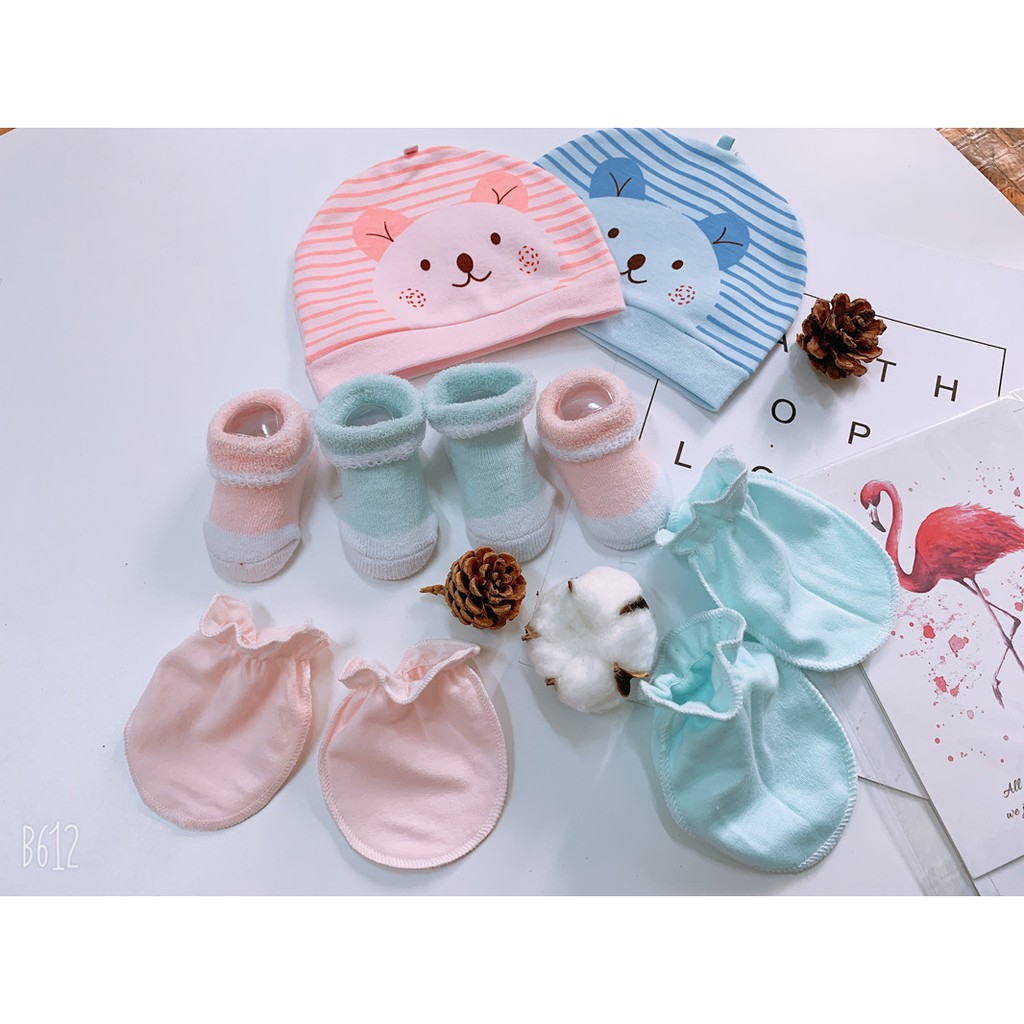 baby hats and socks