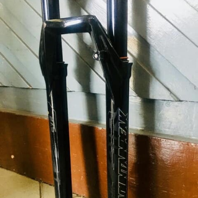 mountain peak air fork