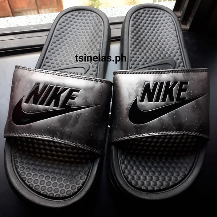 nike grey slippers