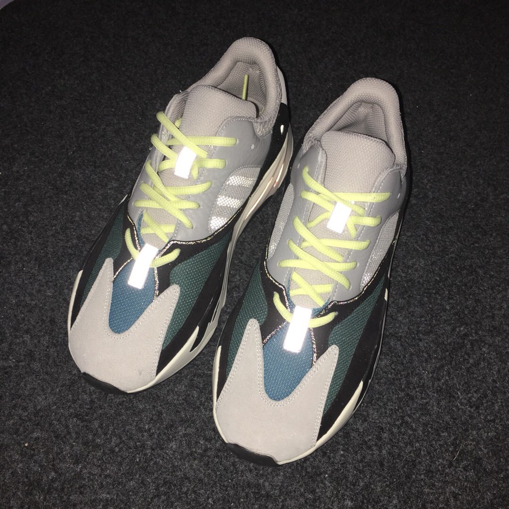 yeezy 700 pk