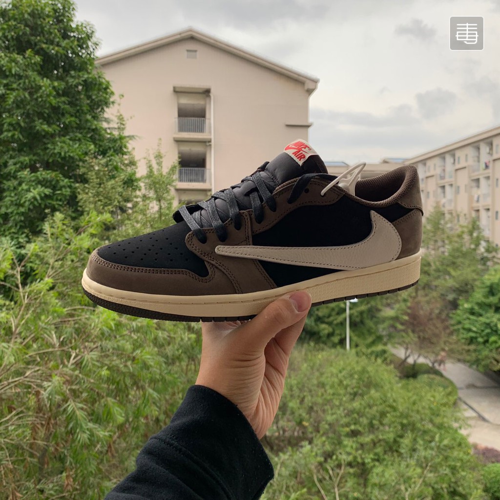jordan 1 retro low og sp travis scott