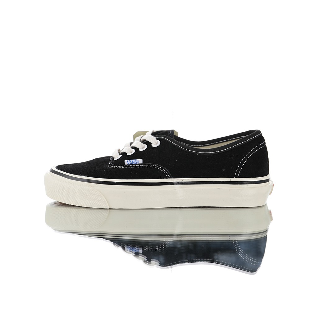 vans authentic 35