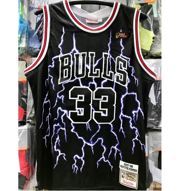 bulls 33 jersey