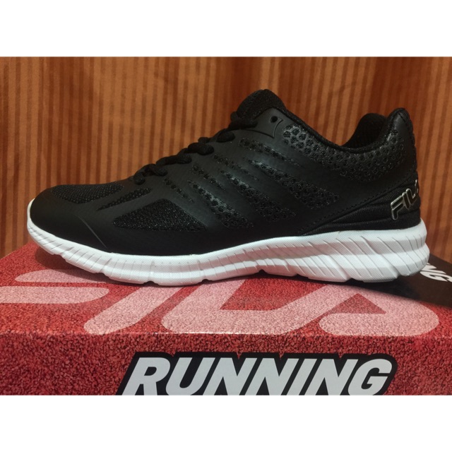 fila running shoes womens