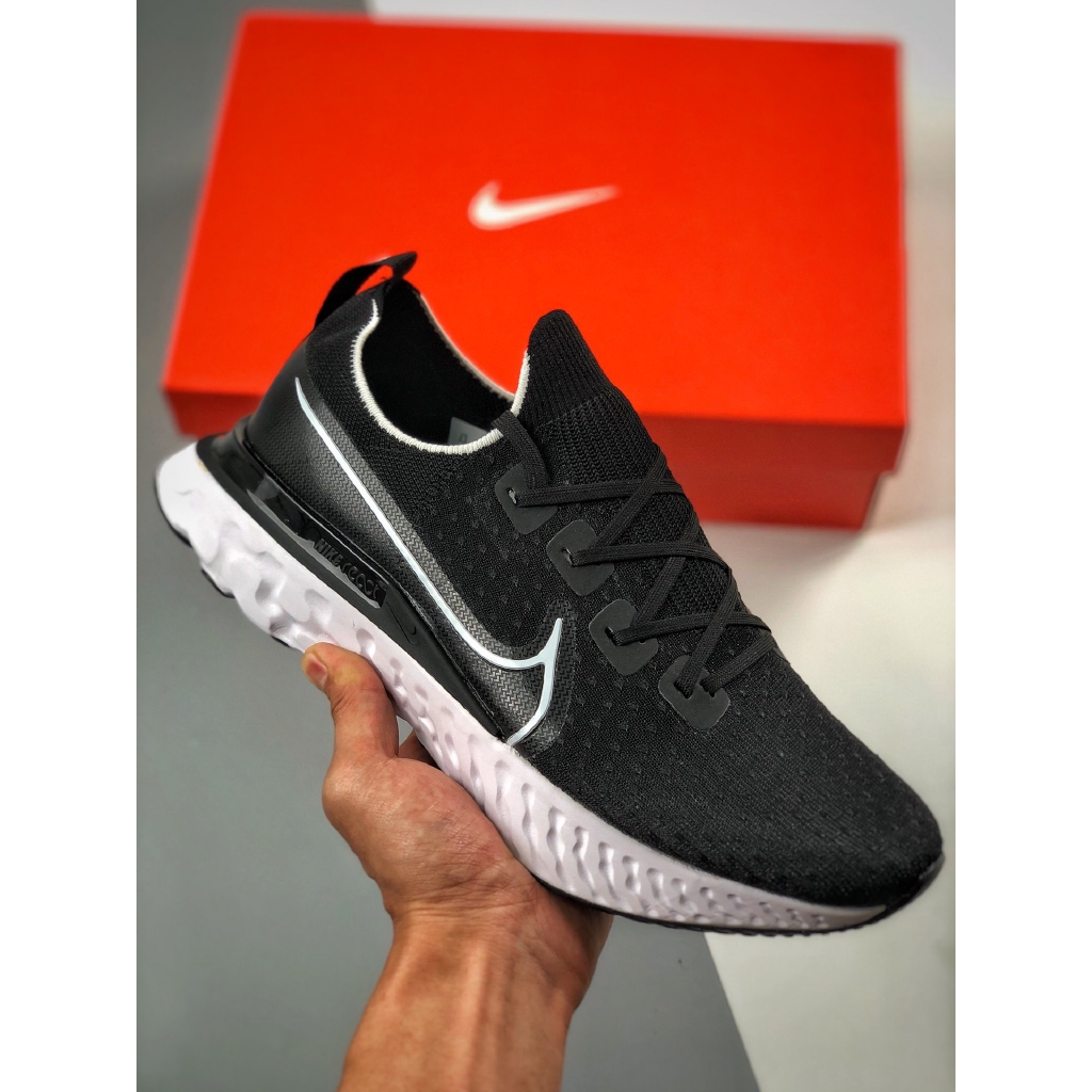 nike men's flyknit running shoes