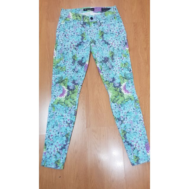 flowered jeans ladies