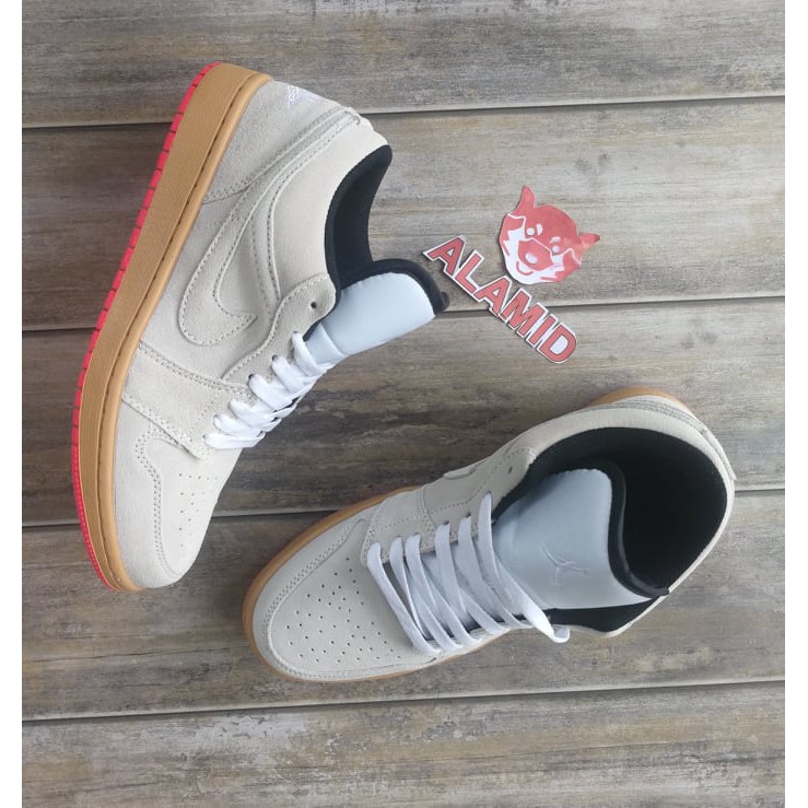 air jordan 1 low hyper pink