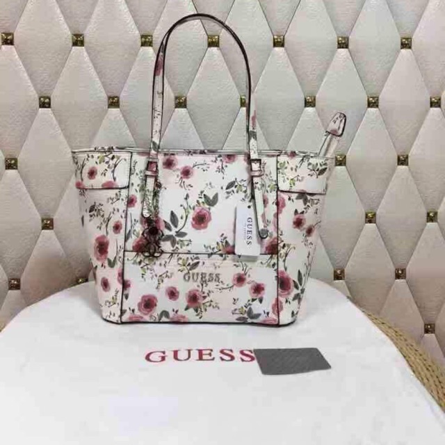 guess tote bag price