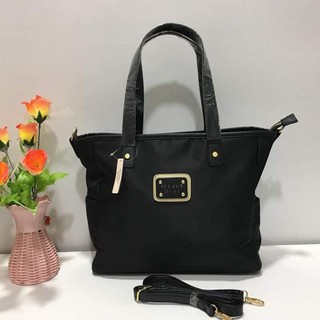 victoria medium shoulder bag