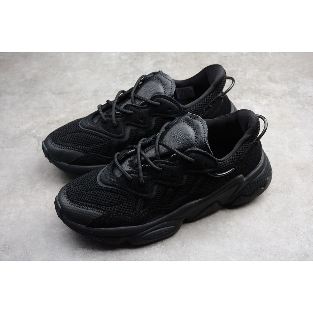 ozweego adidas black