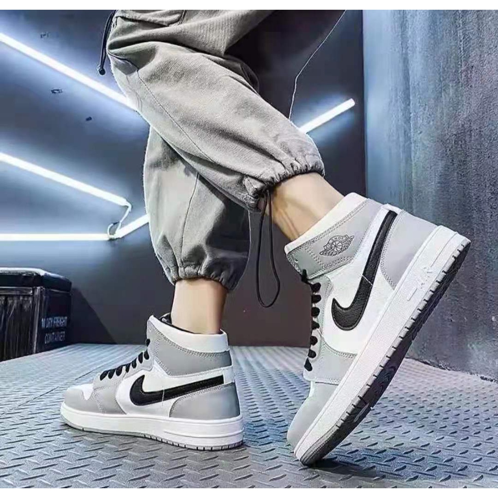 RUBBER SPORTS SHOES HIGH CUT GOOD QUALITY FIT TO MAN ONLY | Shopee ...