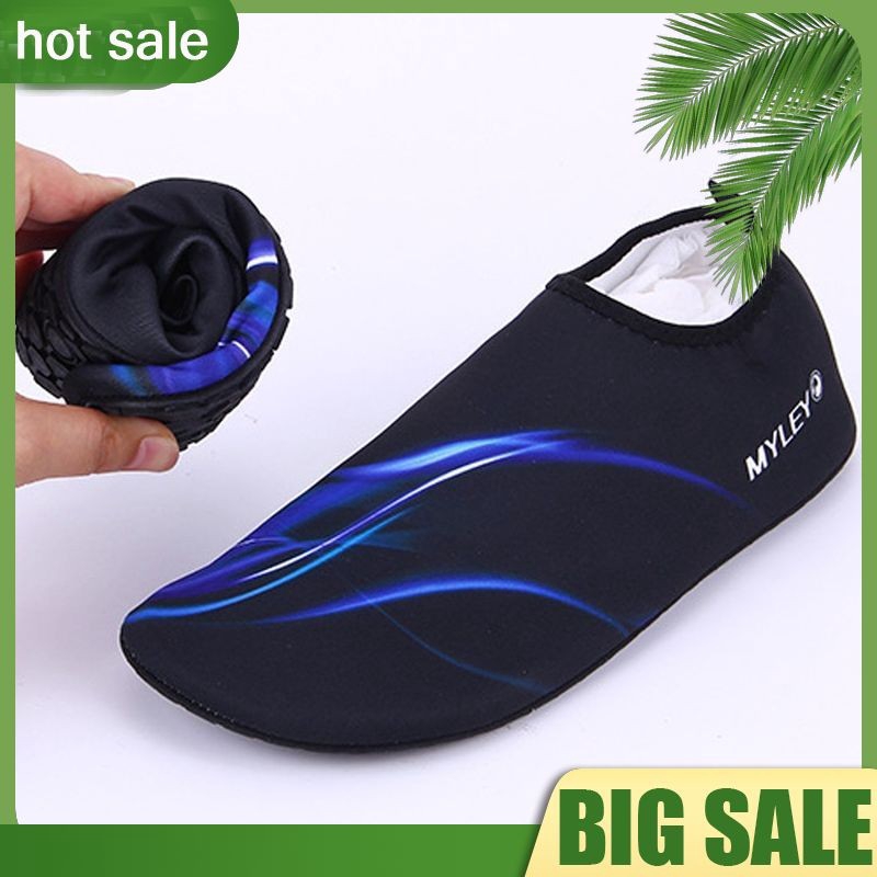 non skid water shoes