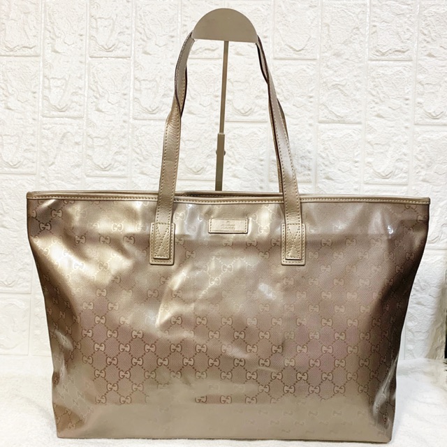 gucci supreme tote large