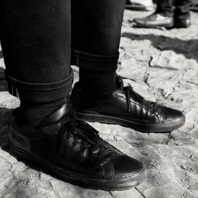 achilles low black