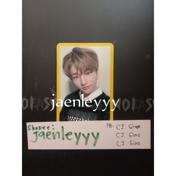 Hyunjin Yellow Border Photocard From Yellow Wood Album Shopee Philippines