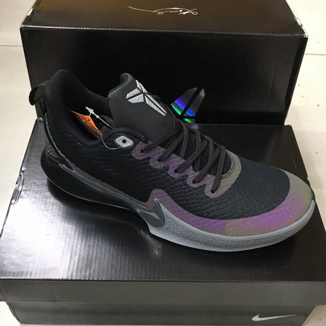 kobe mamba black