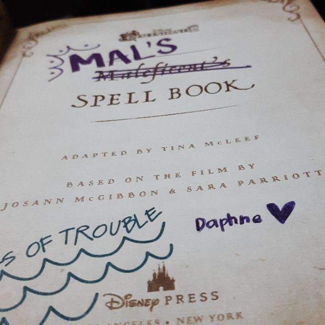 Disney Descendants Mal S Spell Book 2 Shopee Philippines