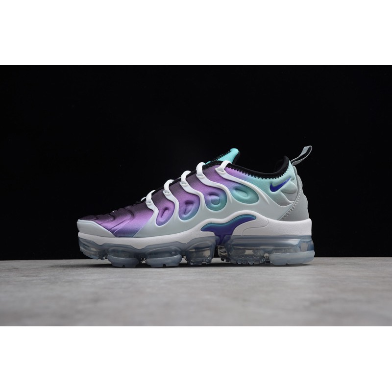 new vapormax plus women's