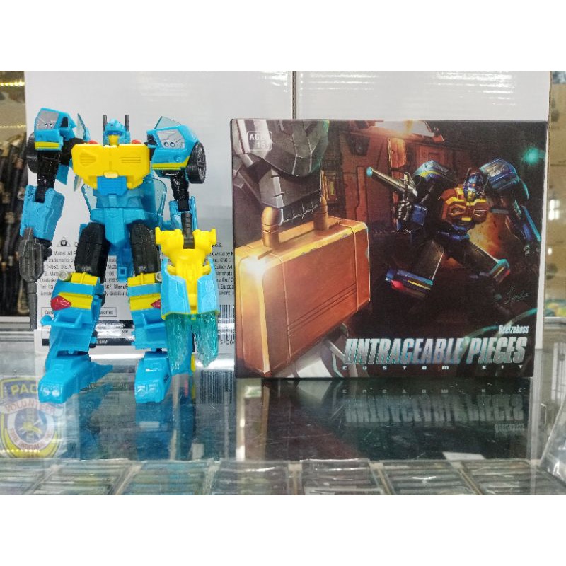 Hasbro Transformers Generations IDW Nightbeat with Upgrade kit Shopee