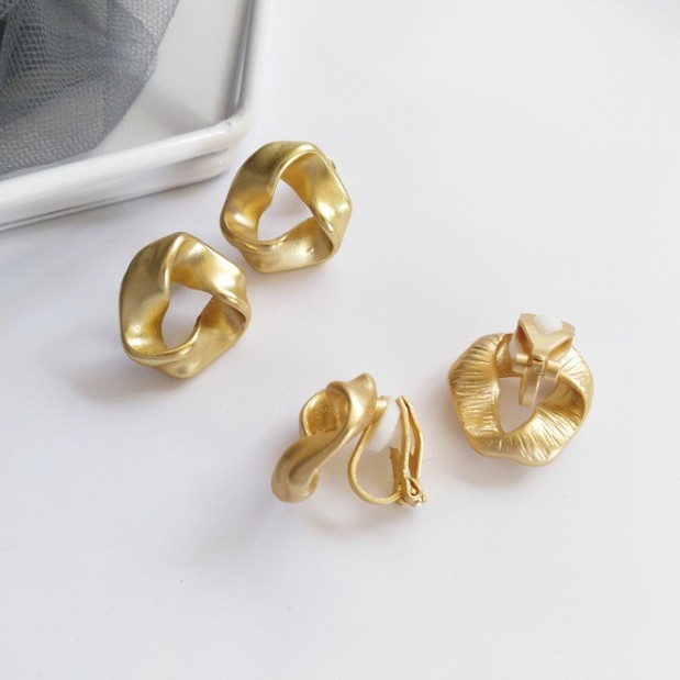 Gold Color Geometric Twist Clip On Earrings Simple Metal Ear Cuff ...