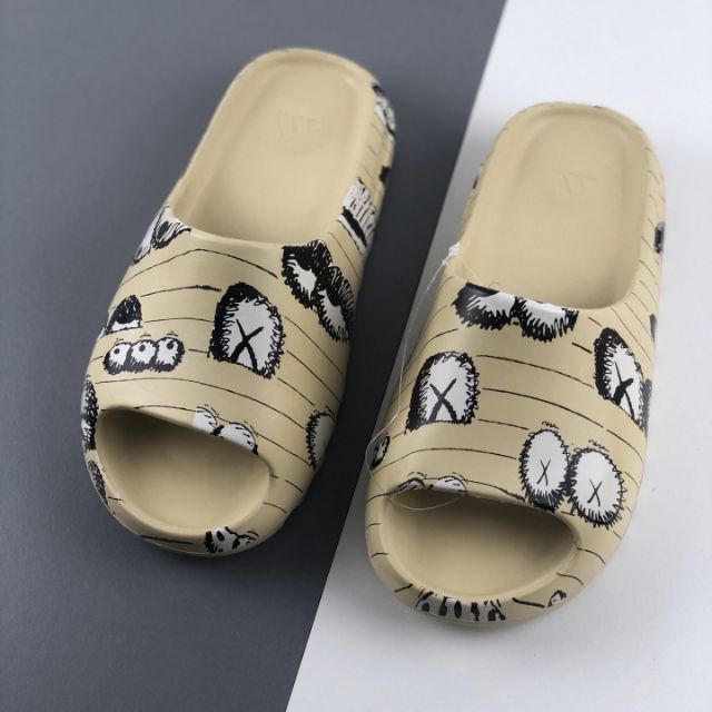 yeezy baby slippers