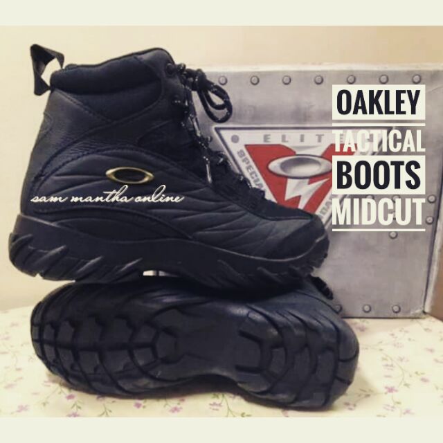 oakley shoes price